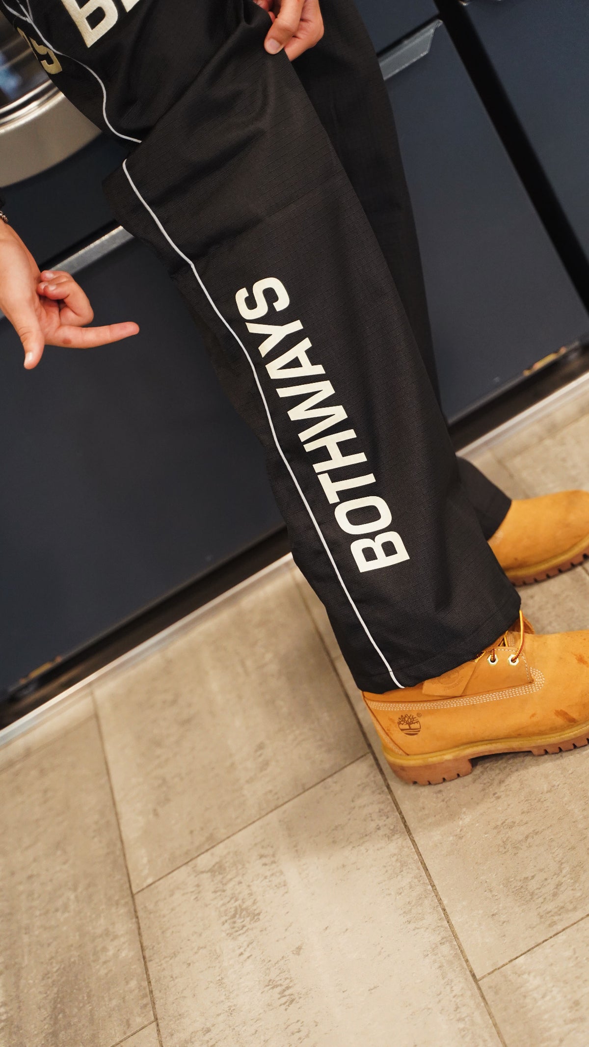 B2 STATEMENT PANTS